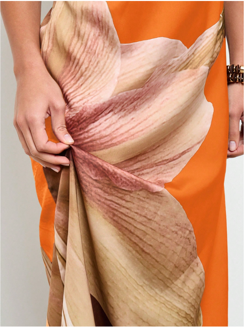 Elegant Floral Satin Maxi Dress With Spaghetti Straps Evening Garden Party Wedding Guest Floor Length Slip Dress