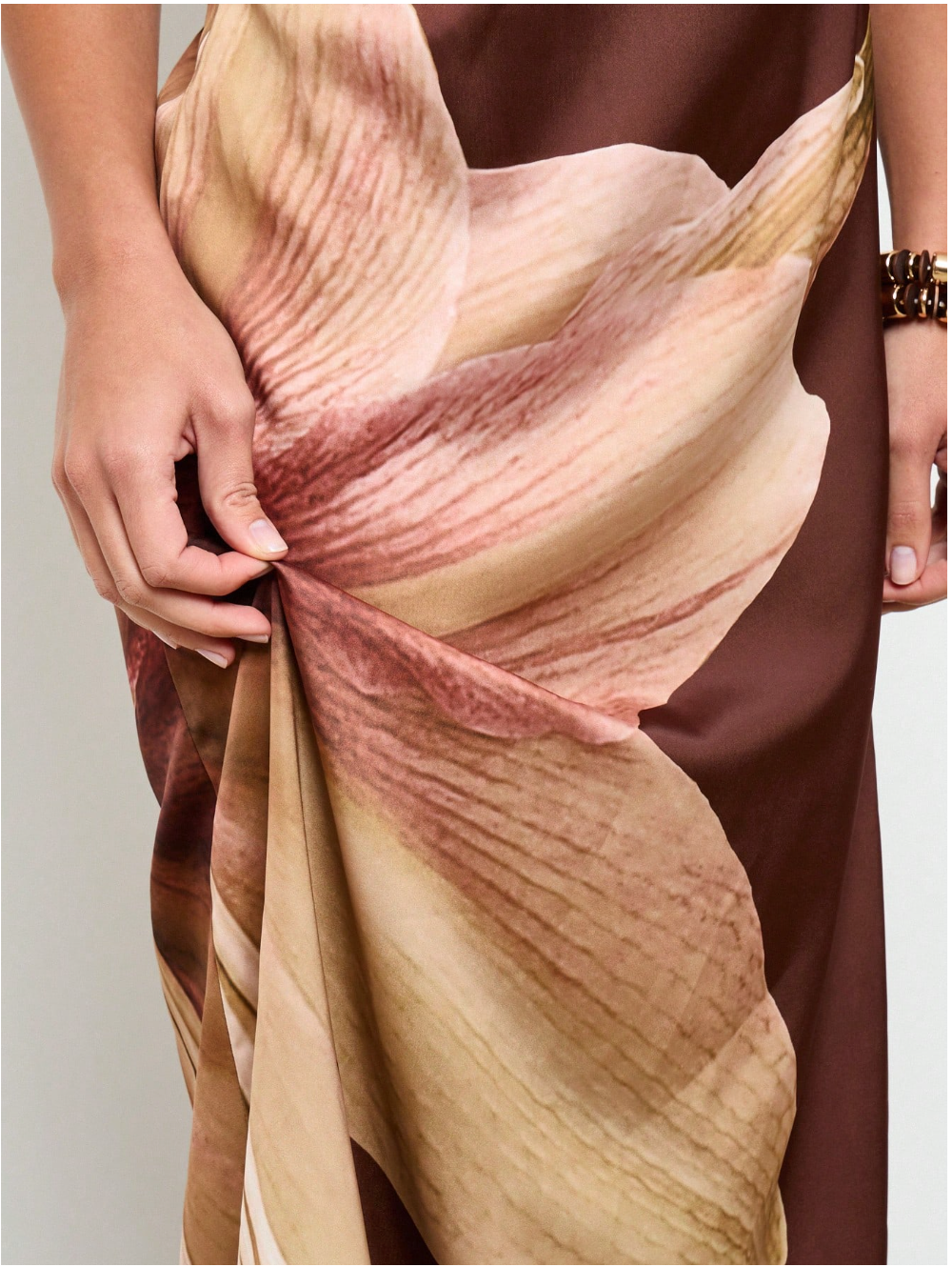 Elegant Floral Satin Maxi Dress With Spaghetti Straps Evening Garden Party Wedding Guest Floor Length Slip Dress